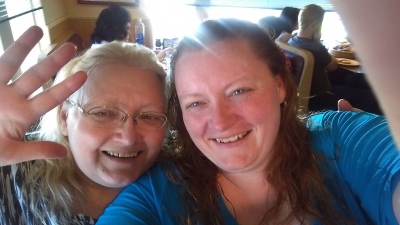 Helen Louise Hembd - Photo 4