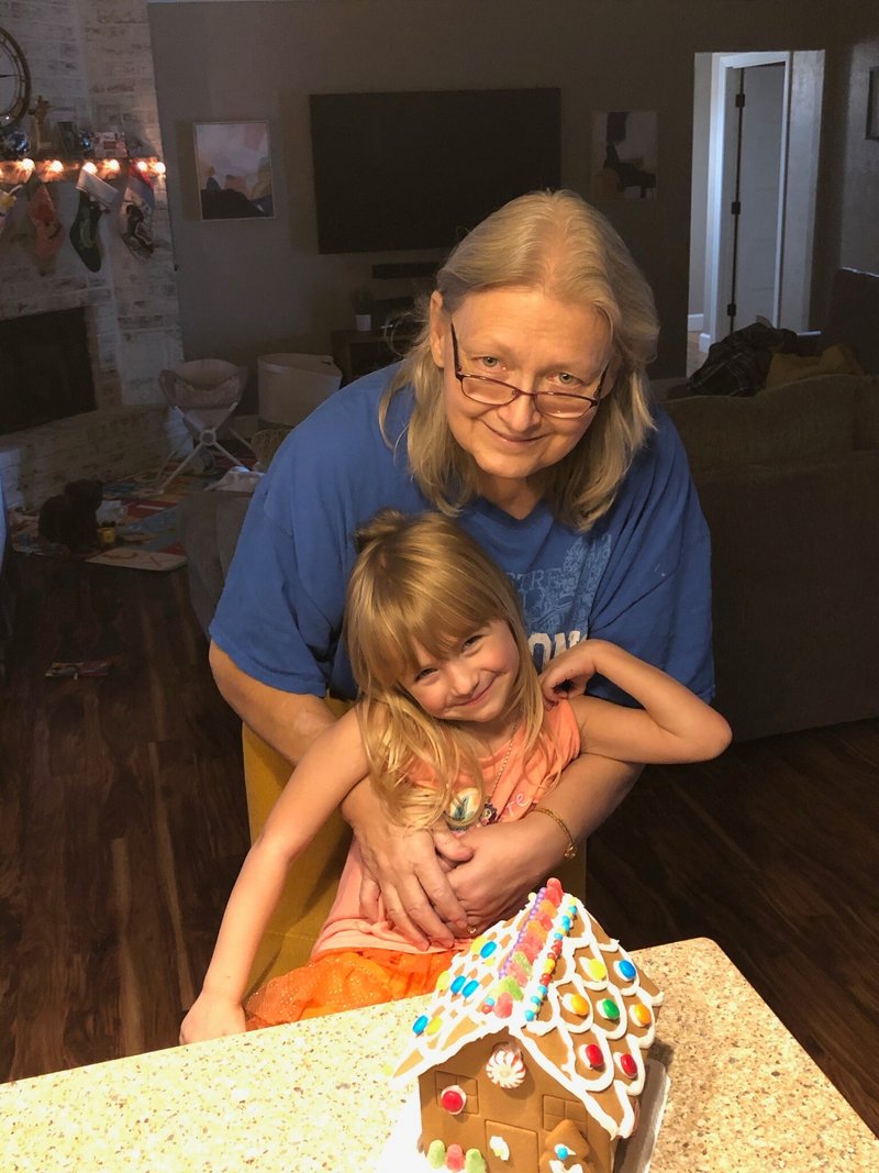 Helen Louise Hembd - Photo 9