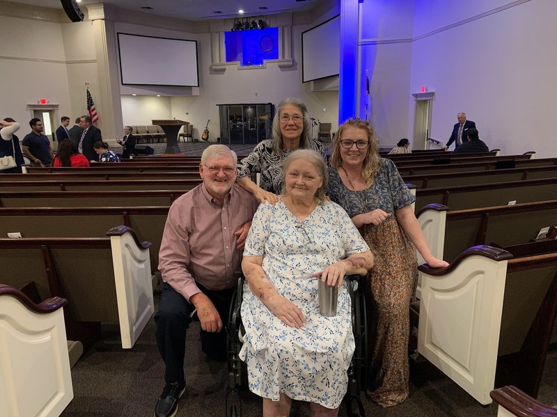 Helen Louise Hembd - Photo 33