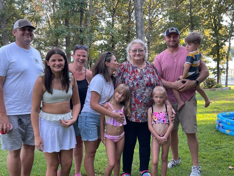 Helen Louise Hembd - Photo 53