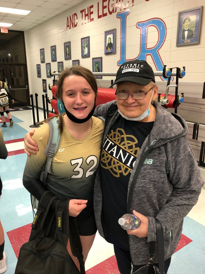 Helen Louise Hembd - Photo 66