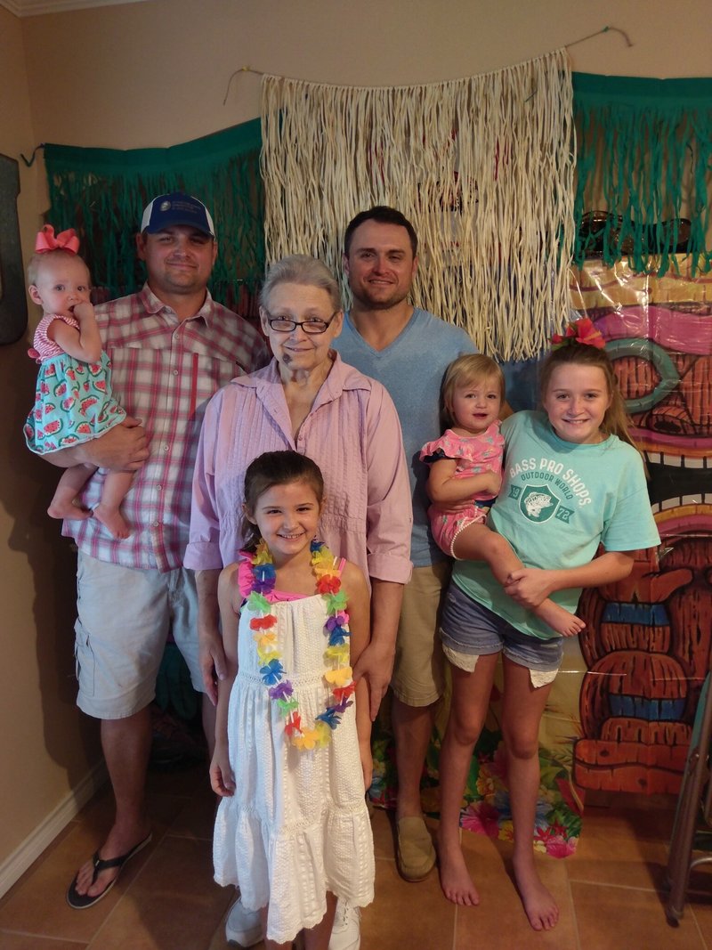 Helen Louise Hembd - Photo 104