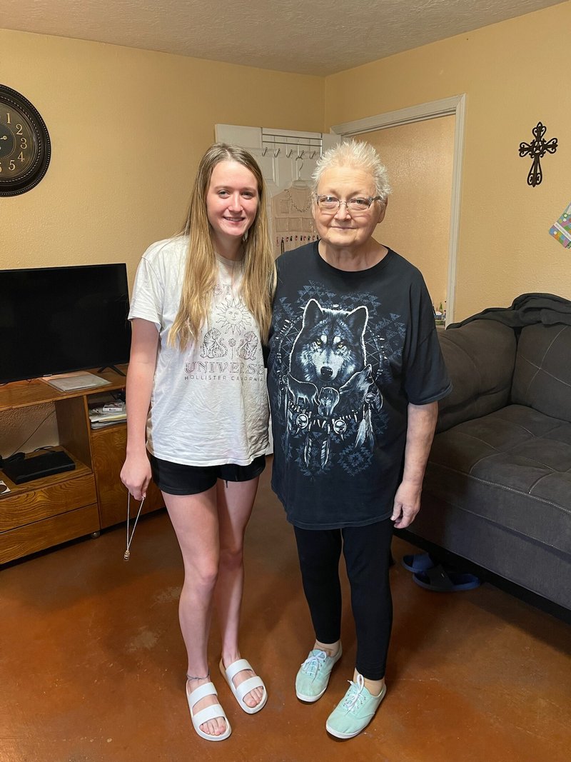 Helen Louise Hembd - Photo 127