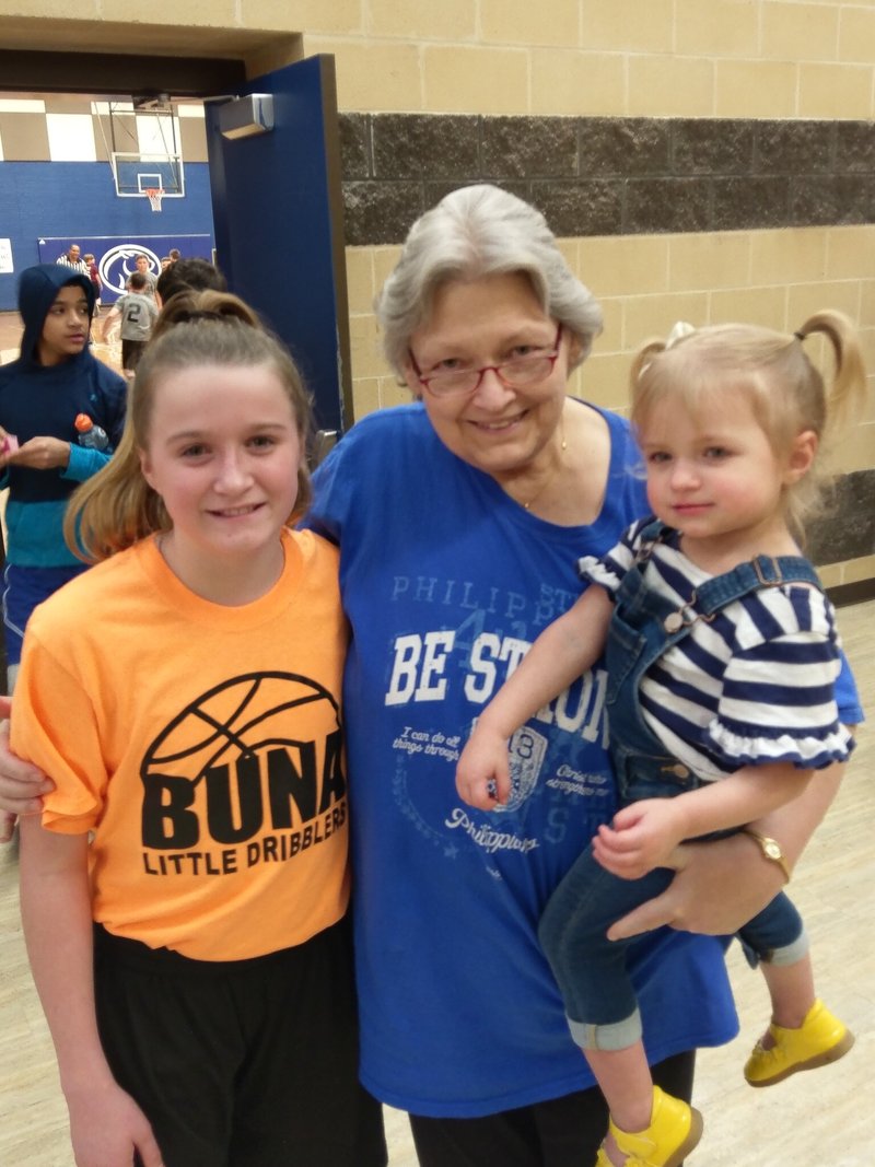 Helen Louise Hembd - Photo 142