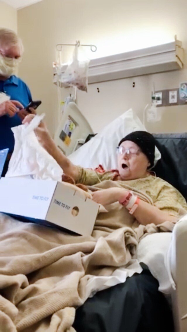 Helen Louise Hembd - Photo 143