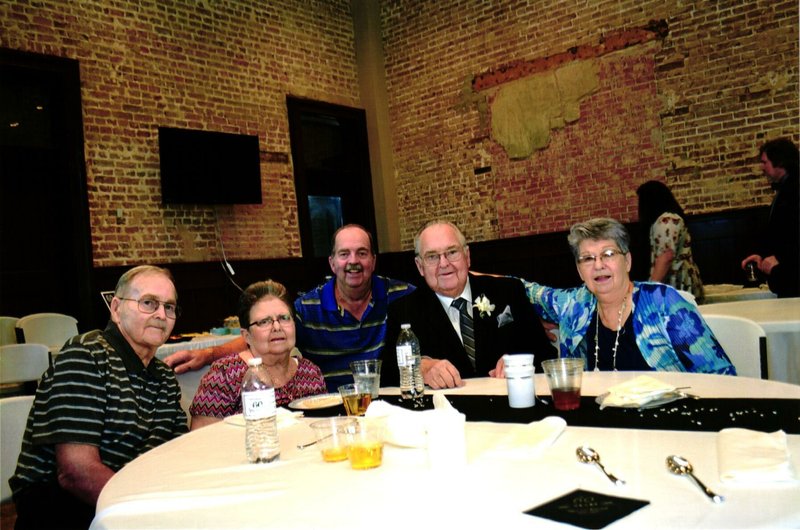 Kenneth Odeal Craig - Photo 23