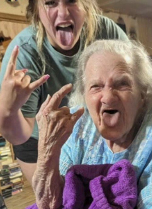 Katherine Iola Perry-Zirlott - Photo 114