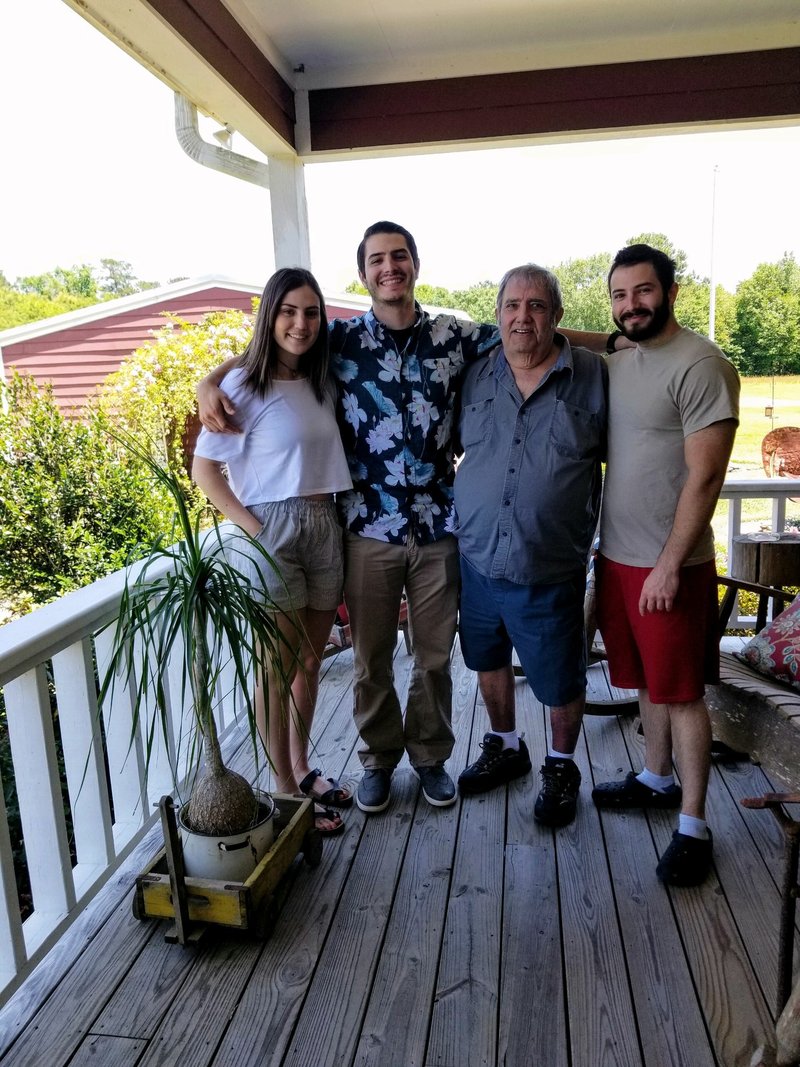 Roger Phillip Holsomback - Photo 9