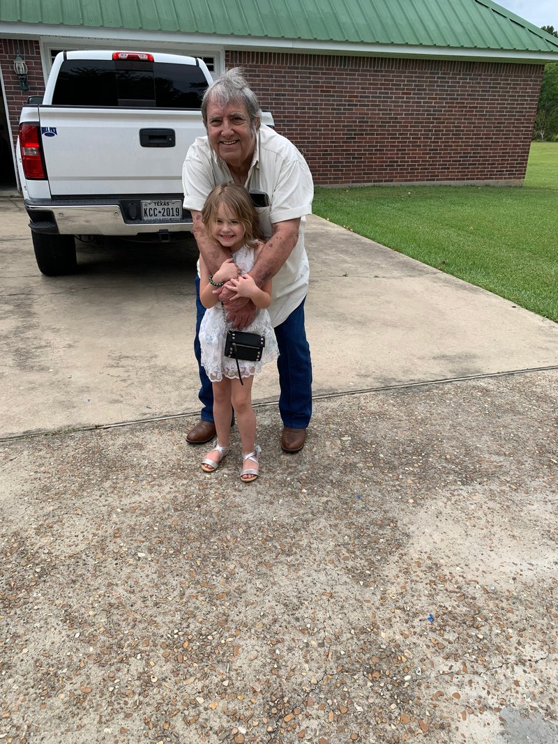 Roger Phillip Holsomback - Photo 10