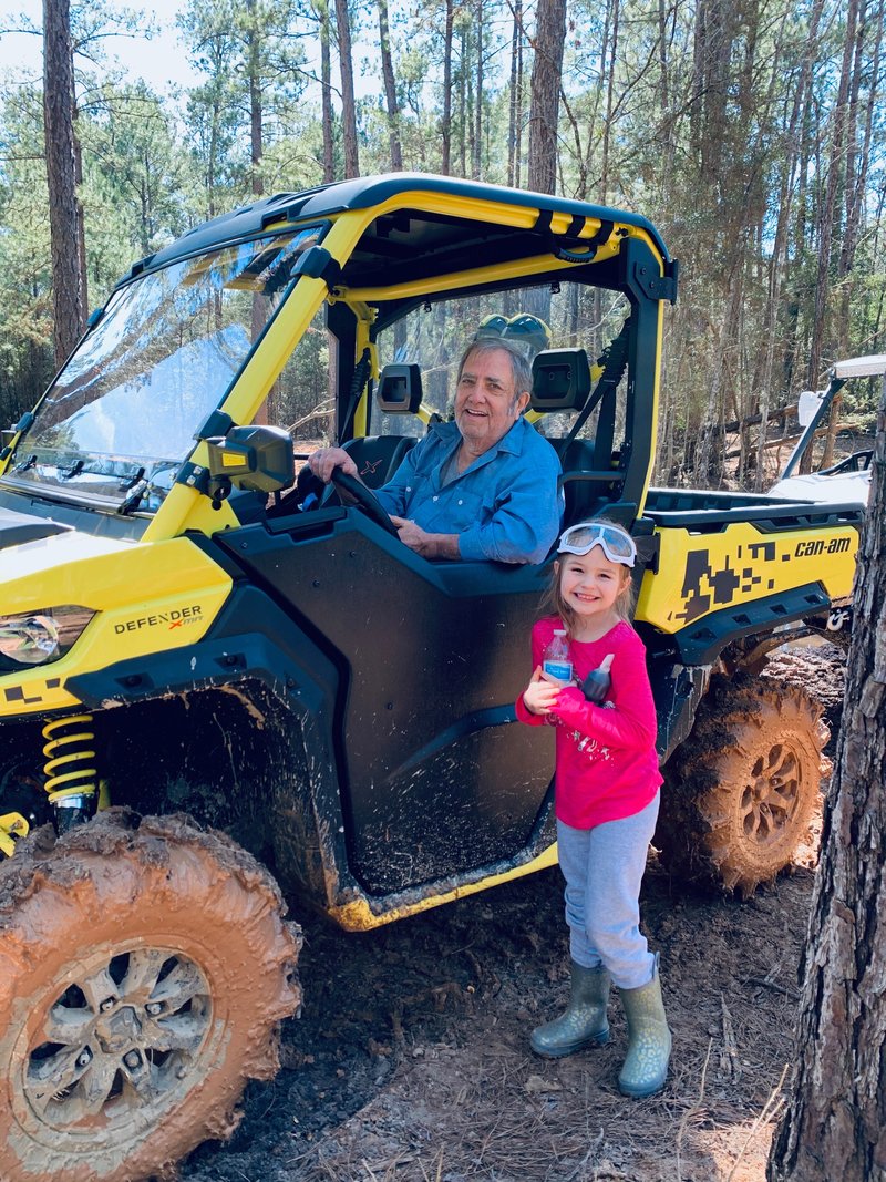 Roger Phillip Holsomback - Photo 14