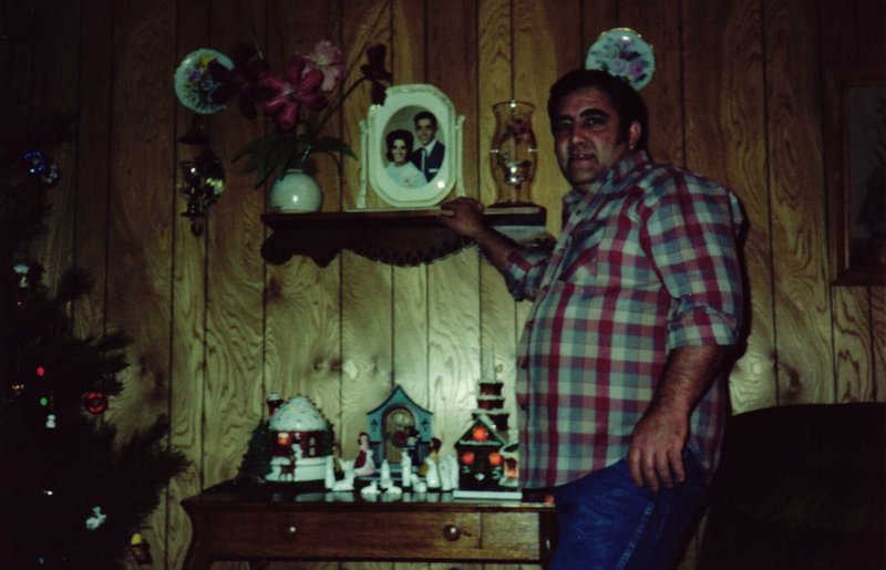 Roger Phillip Holsomback - Photo 37