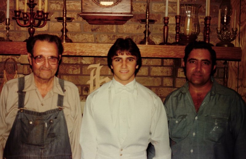 Roger Phillip Holsomback - Photo 40