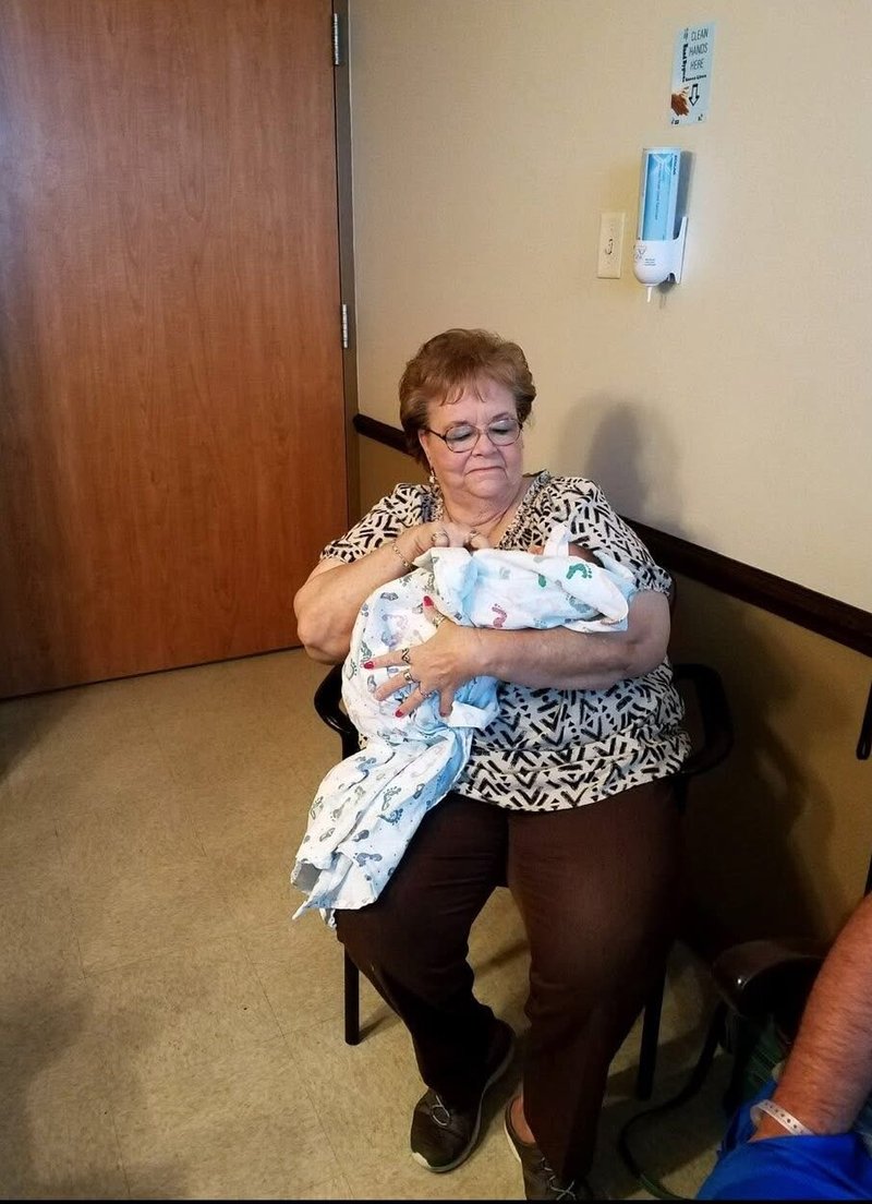 Betty Sue Guidroz - Photo 8