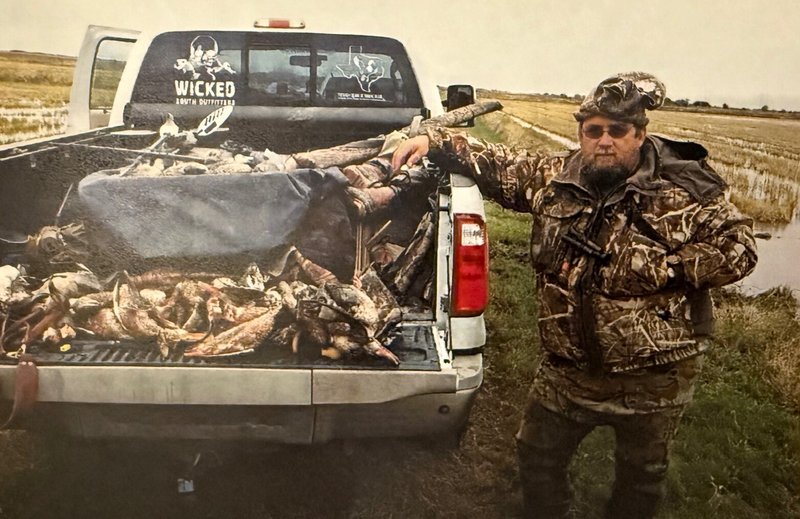 Robert Gerald Brown - Photo 6