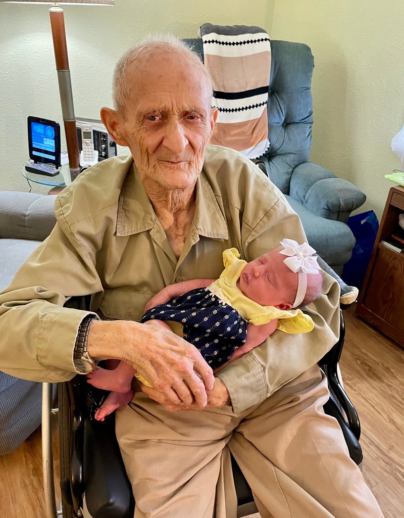 Elmer Ray Hoffpauir - Photo 14