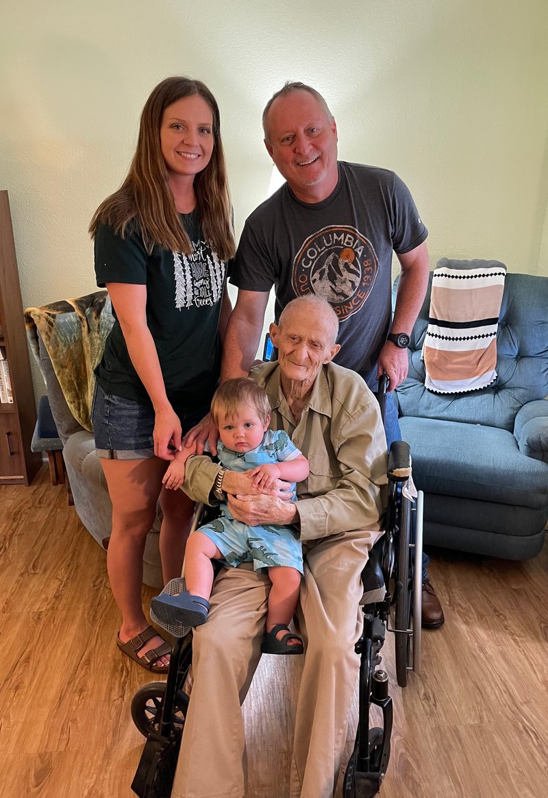 Elmer Ray Hoffpauir - Photo 86