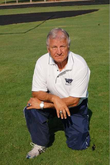 Coach Dan Ray Hooks - Photo 2