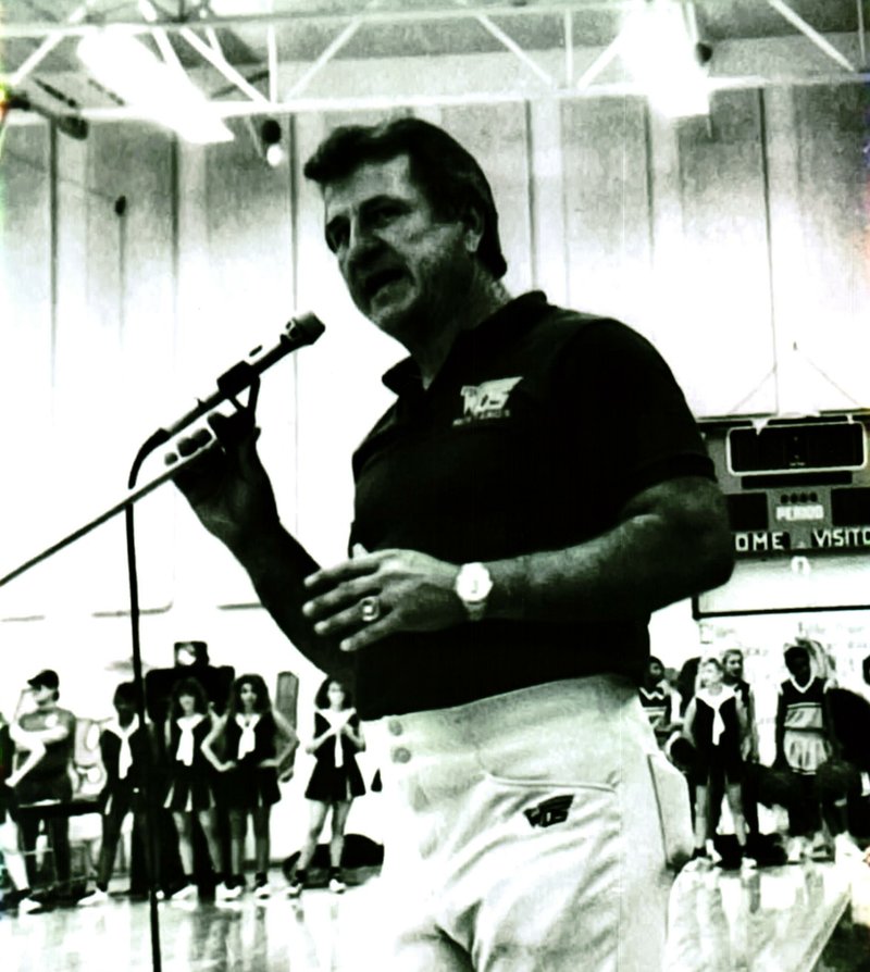 Coach Dan Ray Hooks - Photo 23