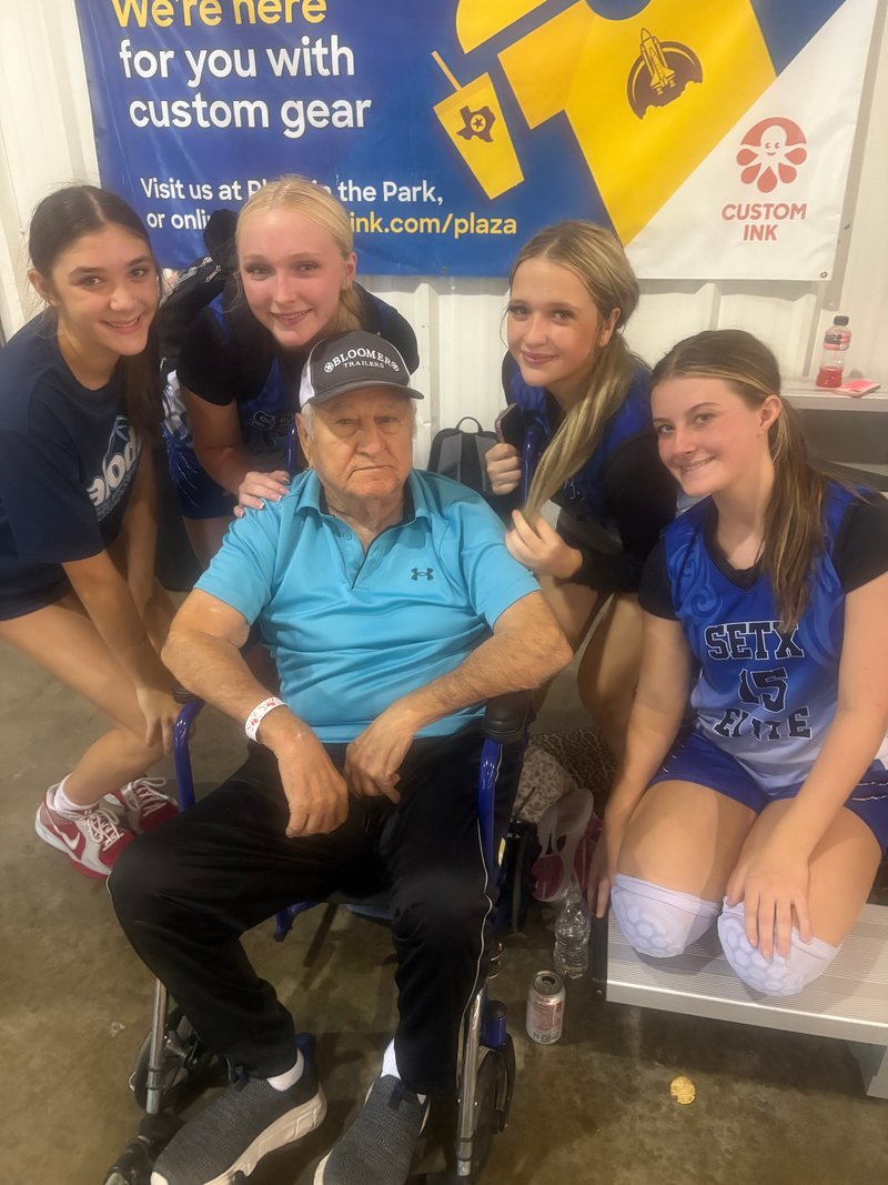 Coach Dan Ray Hooks - Photo 60