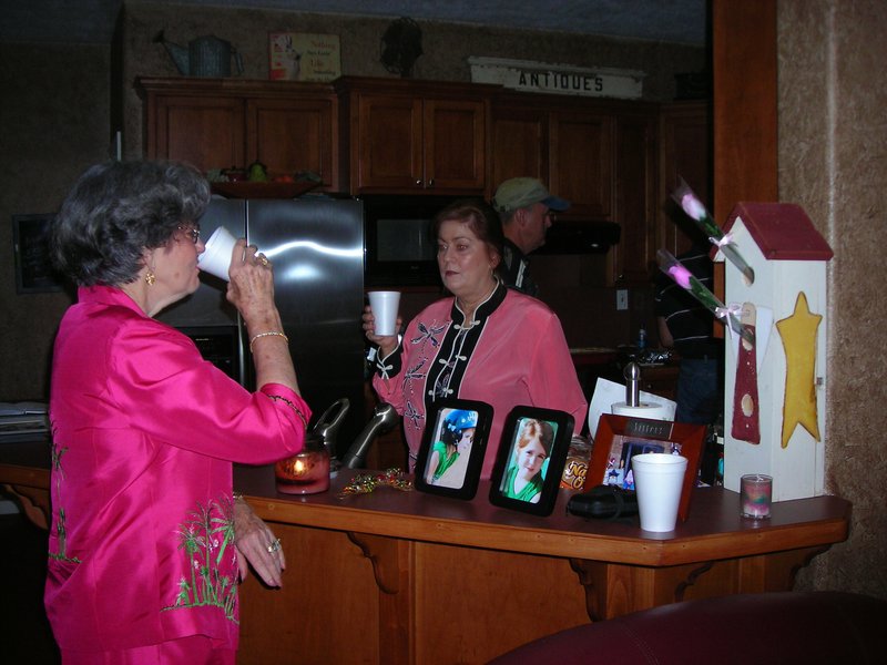 Ola Almedia Sanders - Photo 14