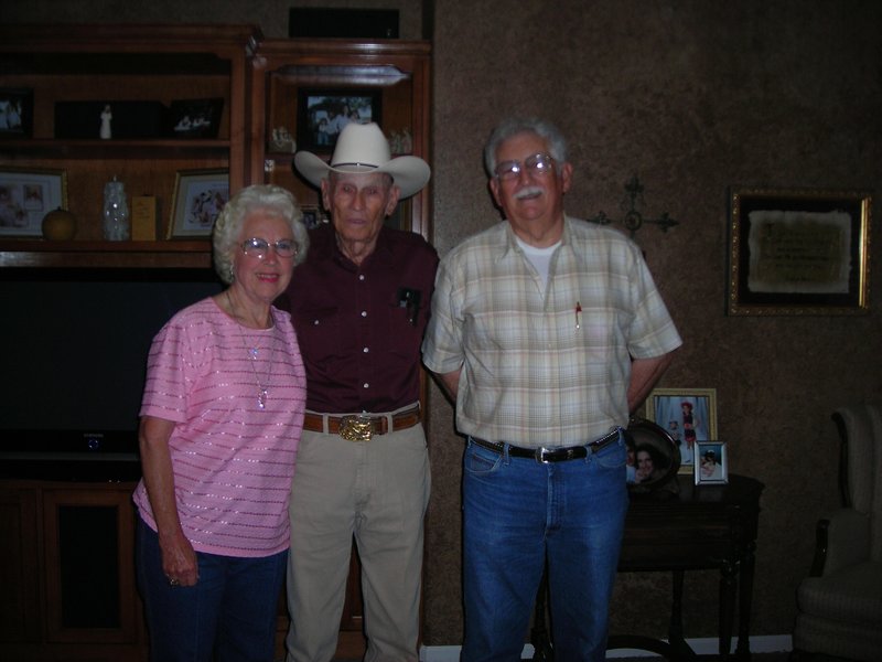 Ola Almedia Sanders - Photo 13