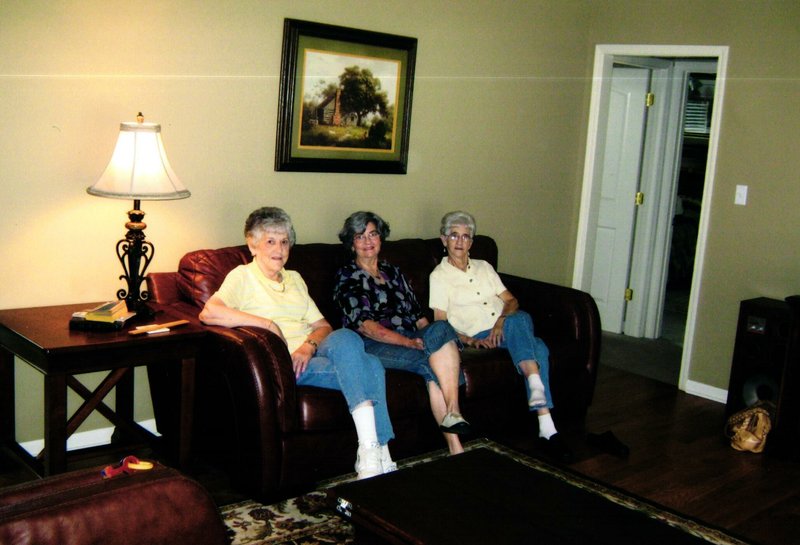 Ola Almedia Sanders - Photo 68