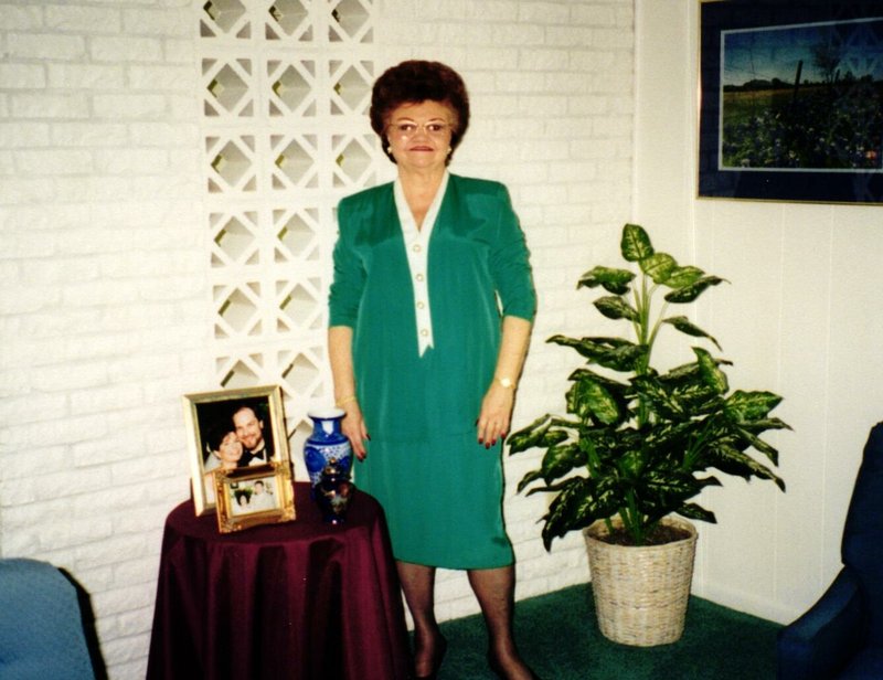 Lillie Mae Henderson - Photo 10