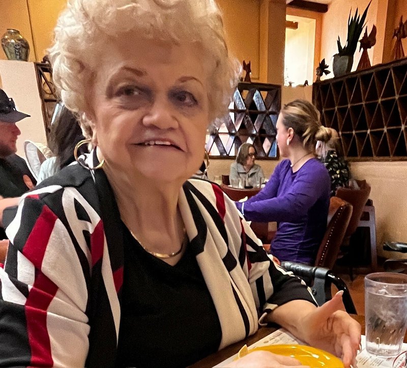 Lillie Mae Henderson - Photo 15