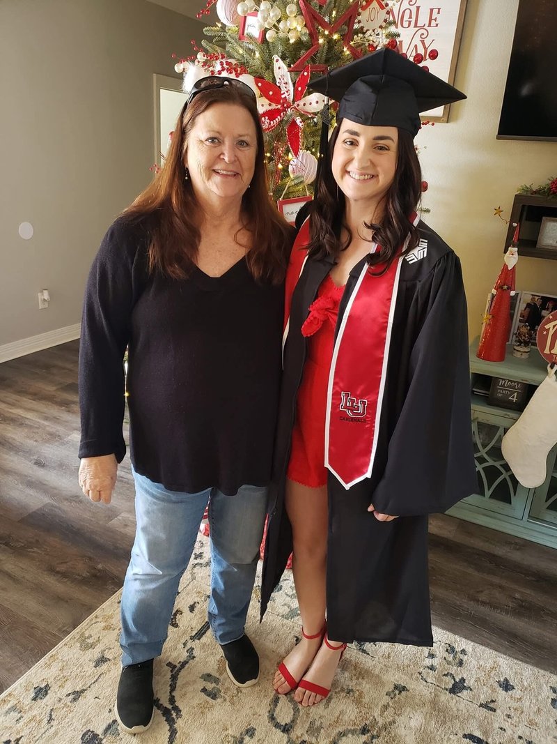 Madeline Carol Moore - Photo 20