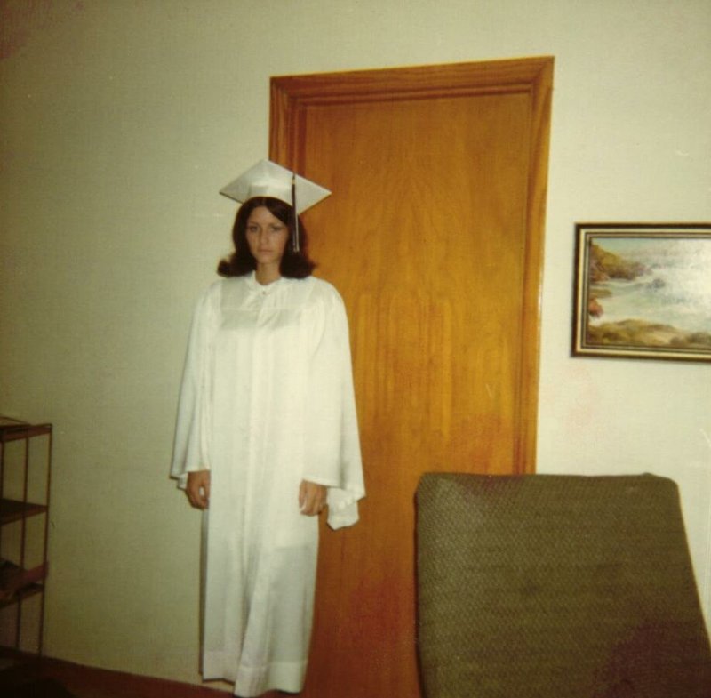 Madeline Carol Moore - Photo 55