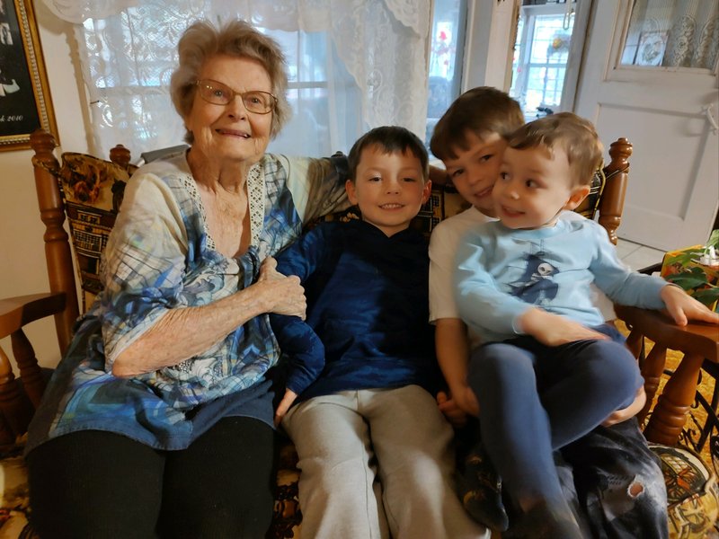 Mary Joyce Chandler Guillot - Photo 51