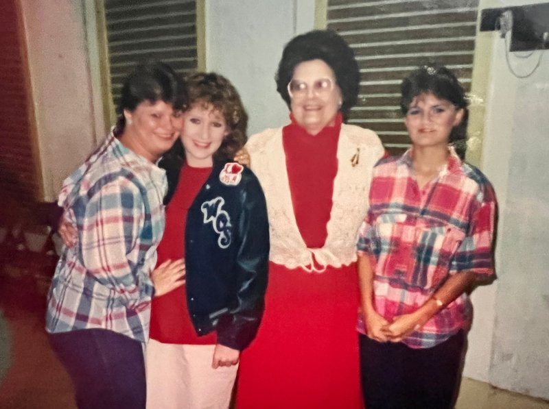 Mary Joyce Chandler Guillot - Photo 60