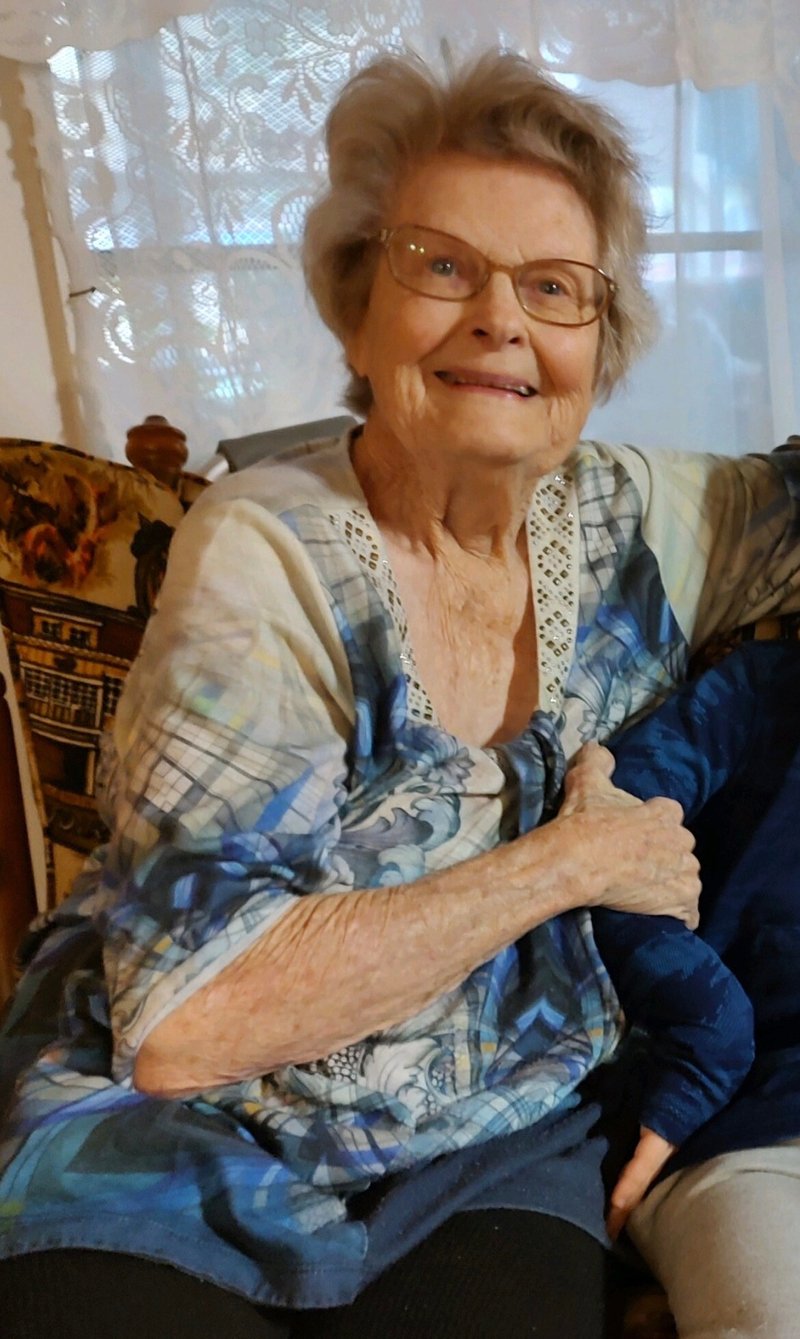 Mary Joyce Chandler Guillot - Photo 121