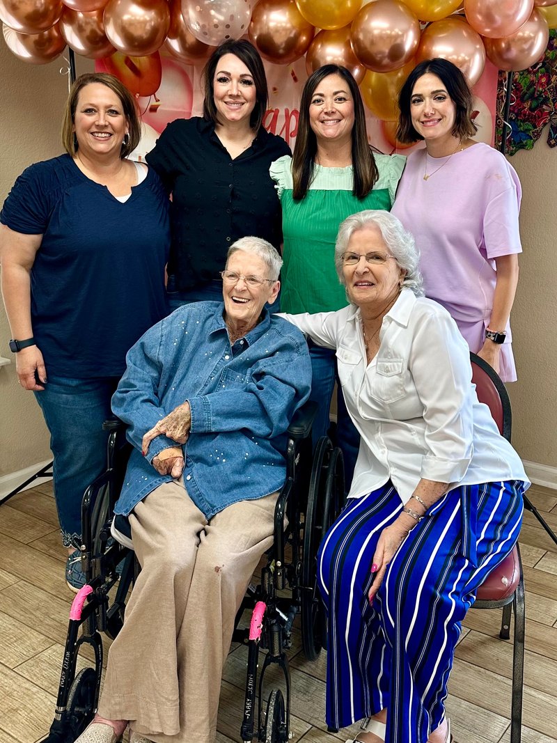 Mary Jane Dixon - Photo 20