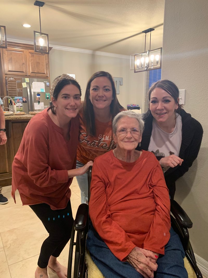 Mary Jane Dixon - Photo 27