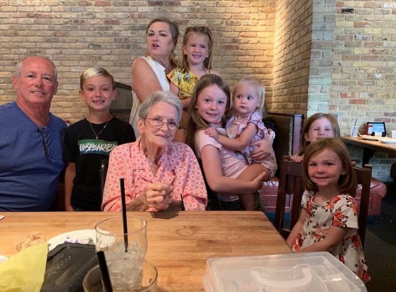 Mary Jane Dixon - Photo 41