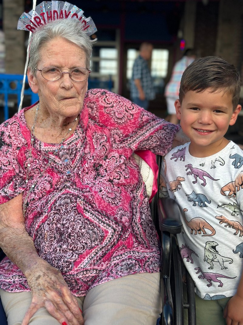 Mary Jane Dixon - Photo 73