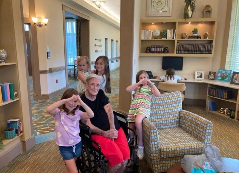 Mary Jane Dixon - Photo 90