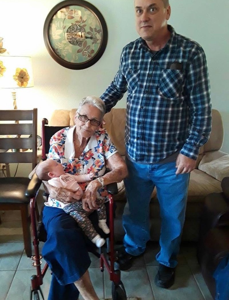 Mary Jane Dixon - Photo 95