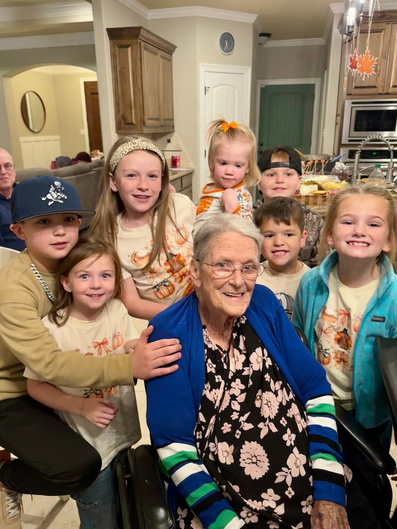 Mary Jane Dixon - Photo 74