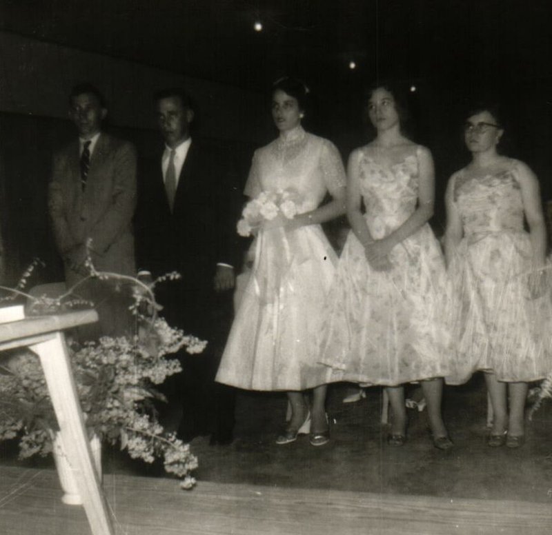 Mary Jane Dixon - Photo 111