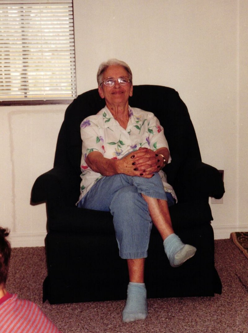 Mary Jane Dixon - Photo 146