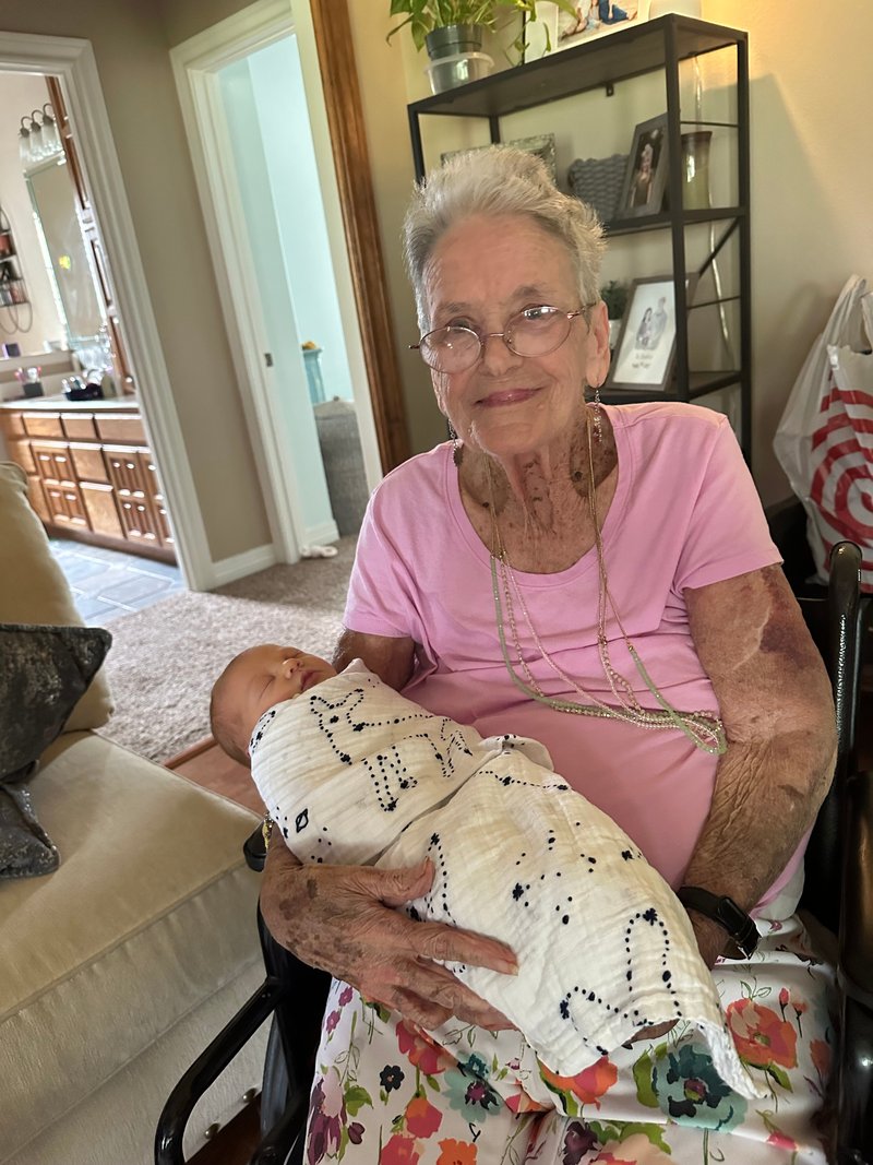 Mary Jane Dixon - Photo 187