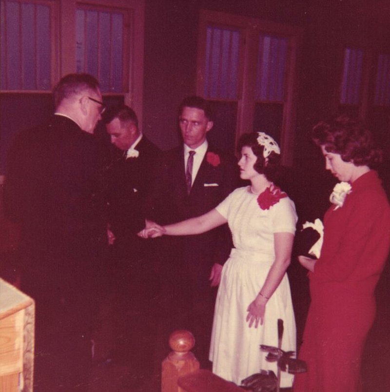 Denetta Dean Gravett - Photo 9