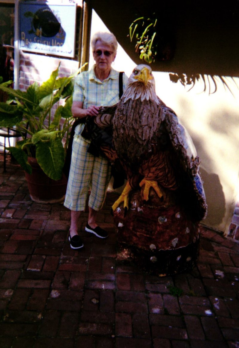 Denetta Dean Gravett - Photo 26