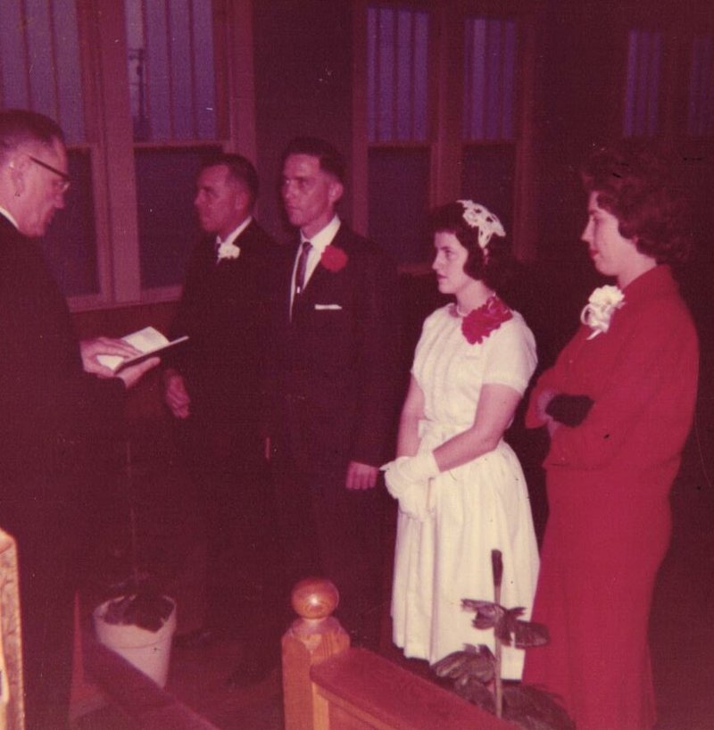 Denetta Dean Gravett - Photo 29