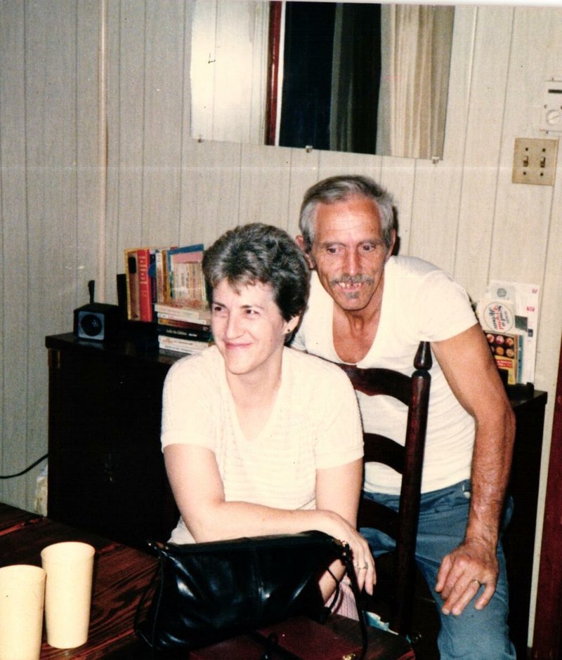 Denetta Dean Gravett - Photo 50