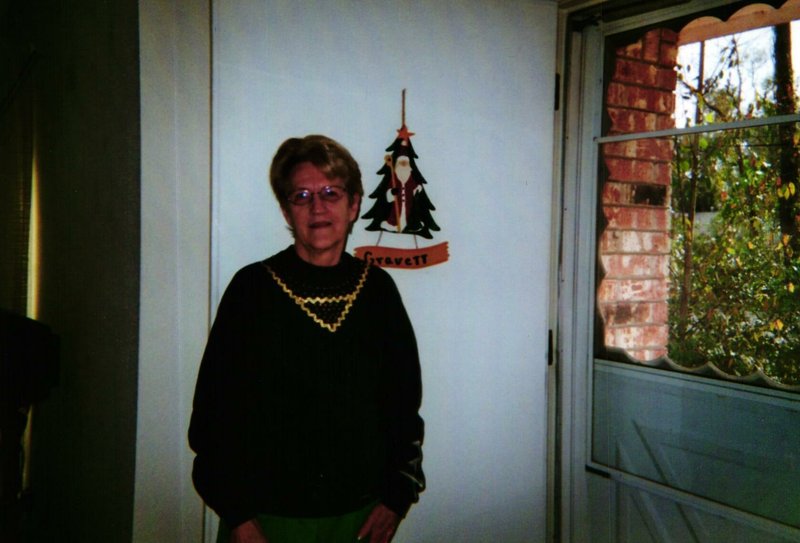 Denetta Dean Gravett - Photo 77