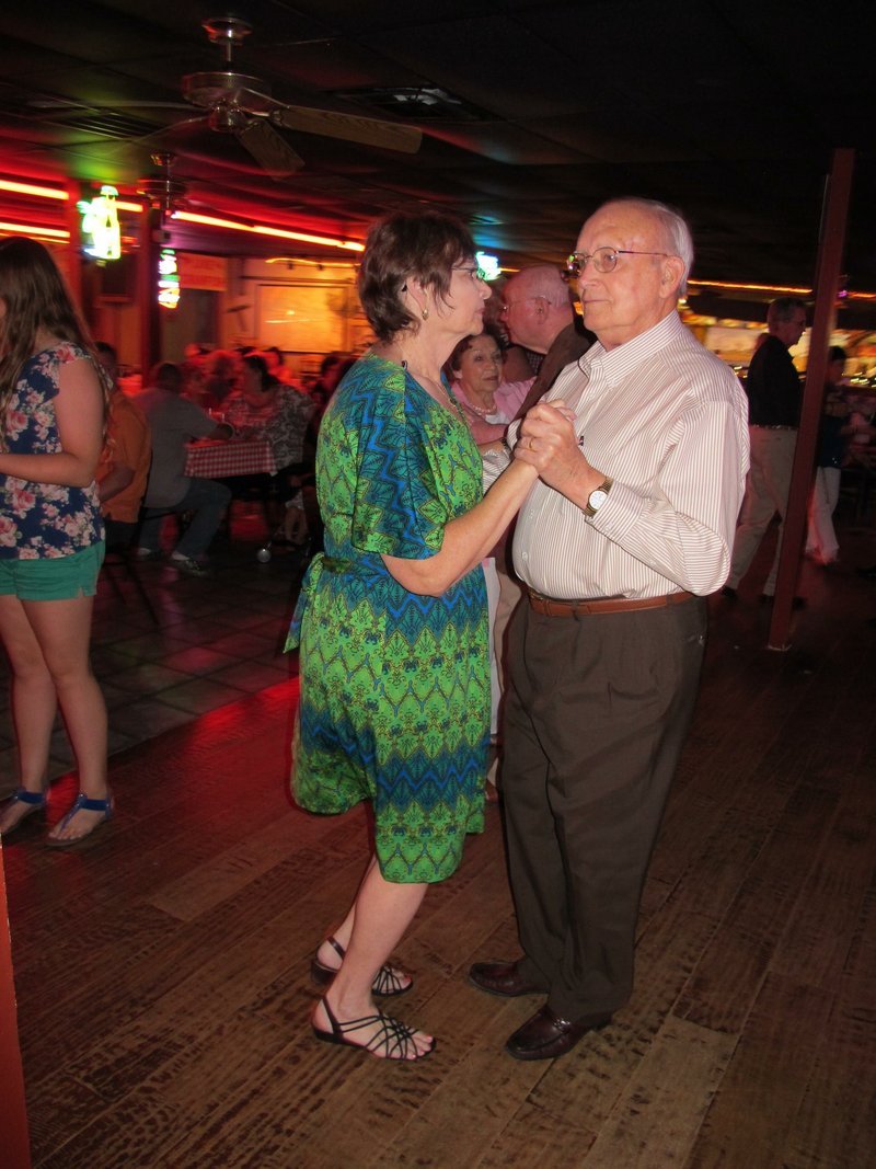 Ralph Harold Ewing - Photo 33