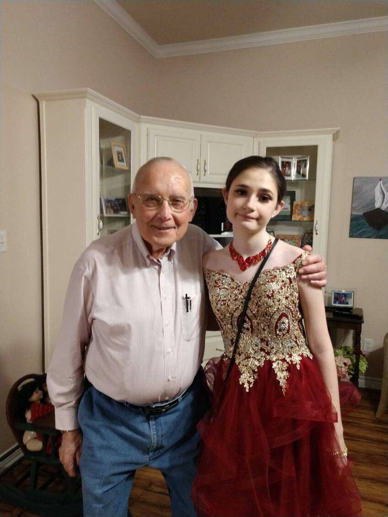 Ralph Harold Ewing - Photo 39